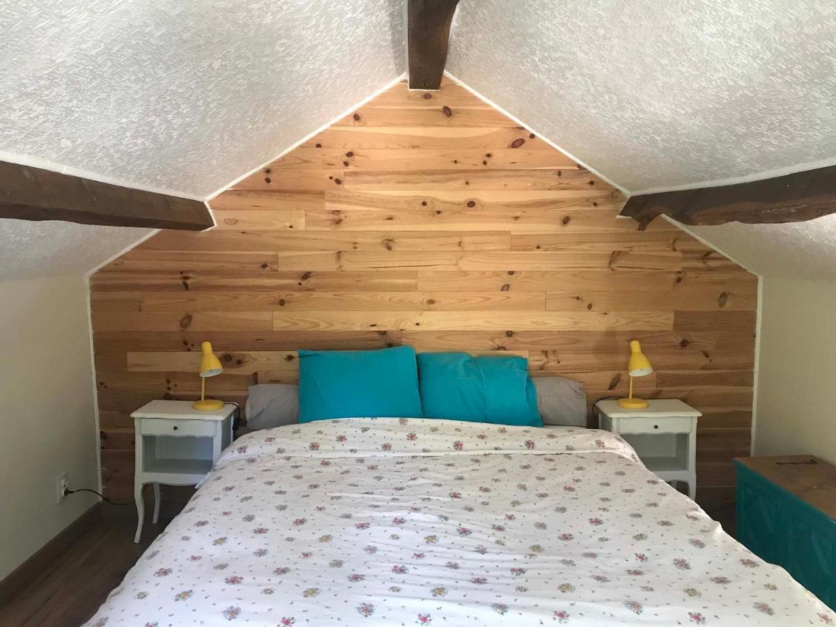 Maison Independante Pour 2 Tout Inclus Tiny House For 2 All Included Teilhet  Εξωτερικό φωτογραφία