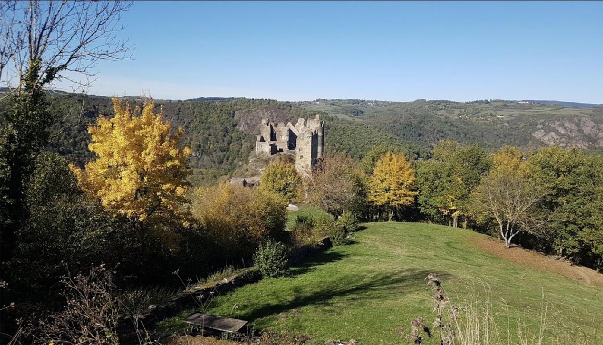 Maison Independante Pour 2 Tout Inclus Tiny House For 2 All Included Teilhet  Εξωτερικό φωτογραφία